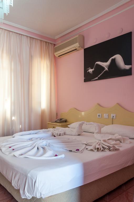 Lanova Hotel เกเมร์ ภายนอก รูปภาพ