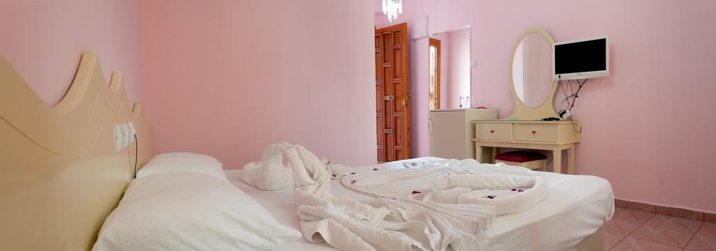 Lanova Hotel เกเมร์ ภายนอก รูปภาพ