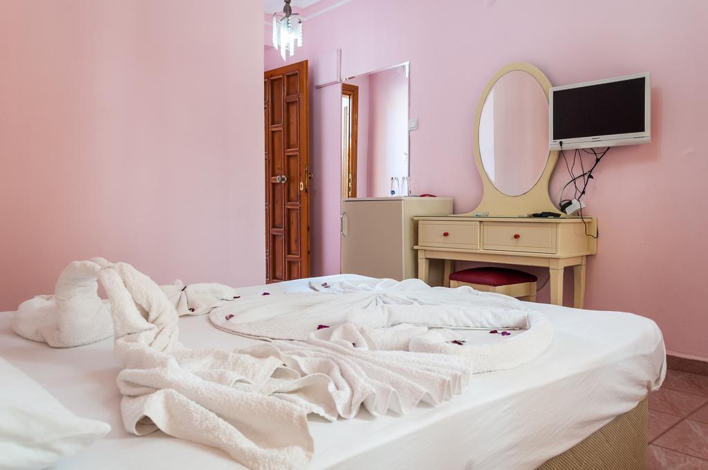 Lanova Hotel เกเมร์ ภายนอก รูปภาพ
